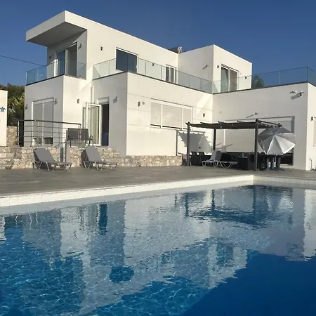 Maia Villa
