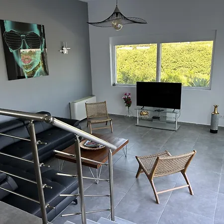 Maia Villa Dhrámia